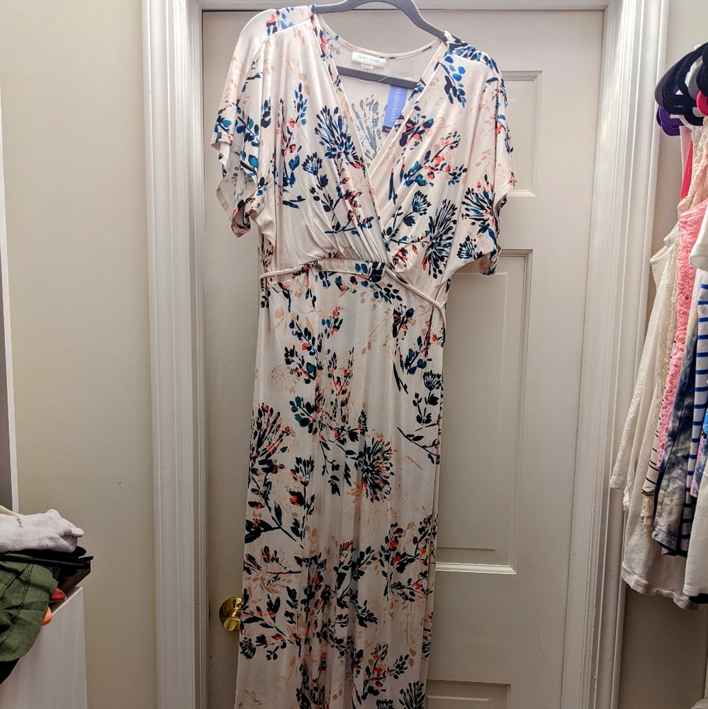 Motherhood Maternity Floral Faux Wrap Maternity/Nursing Dress